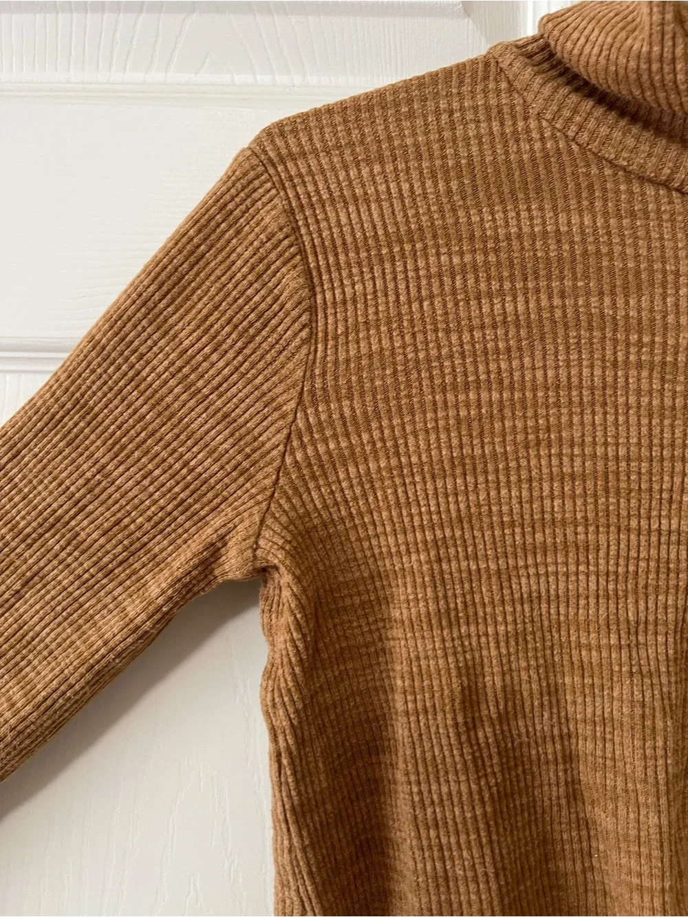 Old Navy Girls L 10-12 Brown Ribbed Plush Twist Front Cropped Hoodie
